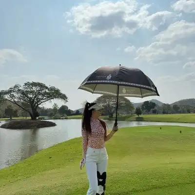 范伟文